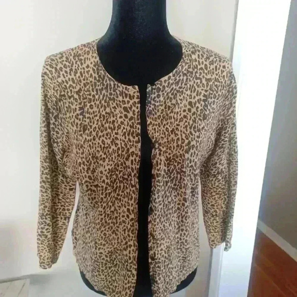 Silx by August Silk Women's Leopard Print 3/4 Sleeve Button-up Cardigan L - Picture 6 of 13